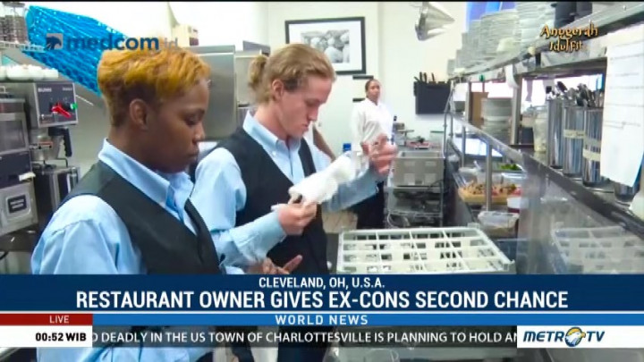 Restaurant Owner Gives Ex-cons a Second Chance