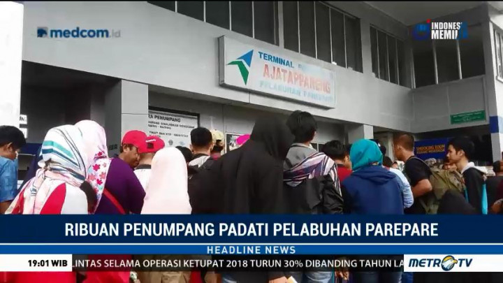 Ribuan Penumpang Padati Pelabuhan Parepare