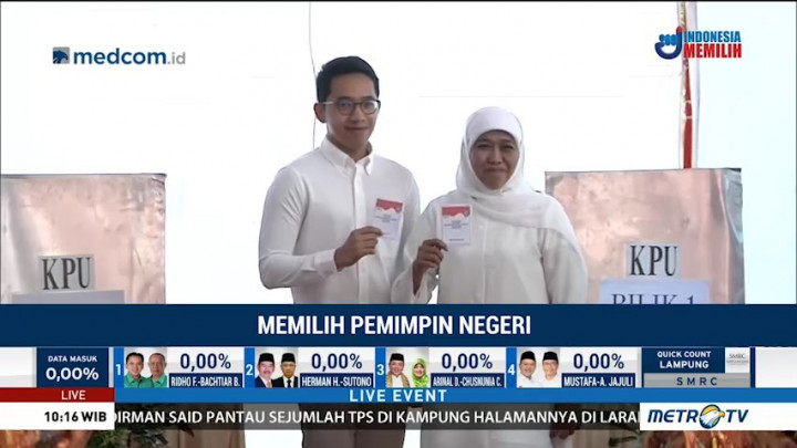 Khofifah dan Keluarga <i>Nyoblos</i> di TPS 16 Jemur Wonosari Surabaya