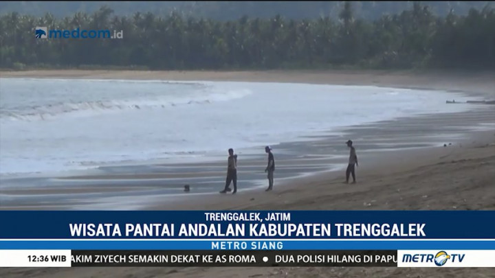 Pesona Pantai Prigi