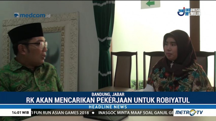 Ridwan Kamil Bertemu Guru yang Dipecat di Bekasi