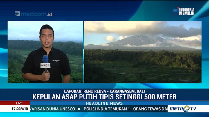 Gunung Agung Masih Mengeluarkan Asap Putih