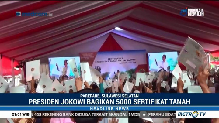 Jokowi Serahkan Lima Ribu Sertifikat Tanah di Parepare