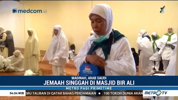 Jemaah Haji Indonesia Singgah di Masjid Bir Ali