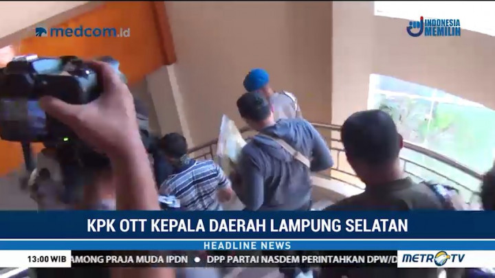 KPK Geledah Ruang Kerja Bupati Lampung Selatan