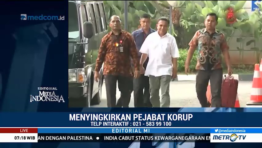 Menyingkirkan Pejabat Korup