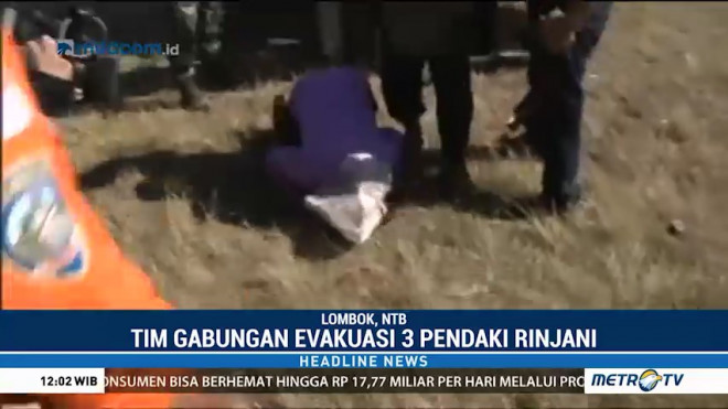 Pendaki Gunung Rinjani Sujud Syukur Usai Dievakuasi