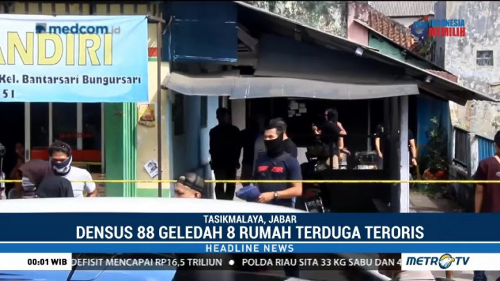 Densus 88 Geledah Delapan Rumah Terduga Teroris