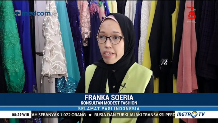 Franka Soeria Harumkan Bangsa Lewat Fesyen