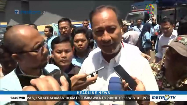 Mensos Agus Gumiwang Kunjungi Korban Gempa di Sumbawa