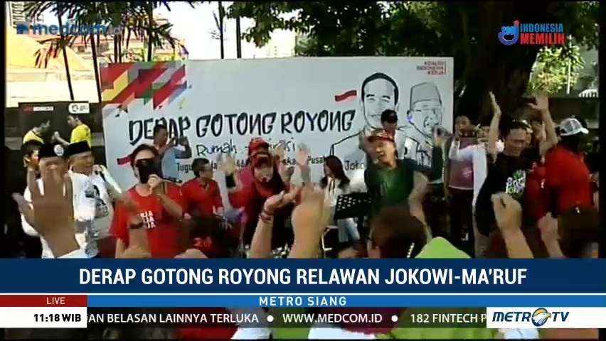 Ratusan Relawan Jokowi-Ma'ruf Amin Berkumpul di Rumah Aspirasi