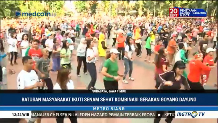Ratusan Warga Surabaya Ikuti Senam Sehat Goyang Dayung Jokowi