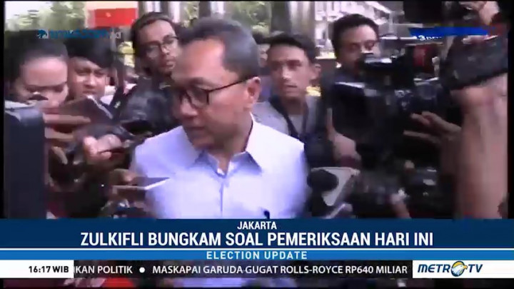 Zulkifli Hasan Bungkam Saat Ditanyai Kasus Adiknya