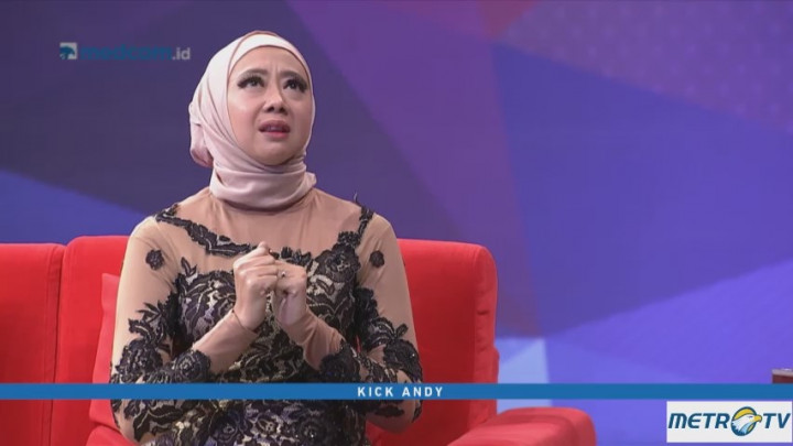 Curahan Hati Asri Welas Melihat Anaknya Menderita Katarak