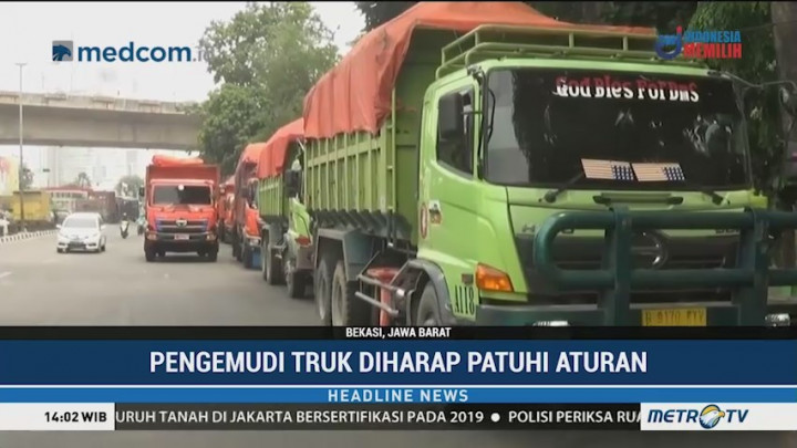 Truk Sampah Milik DKI Dituding Langgar Aturan