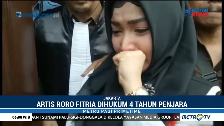 Roro Fitria Menangis Divonis 4 Tahun Penjara