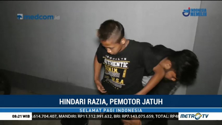 Hindari Razia, Pemotor di Sumedang Tabrak Pengguna Jalan dan Jatuh