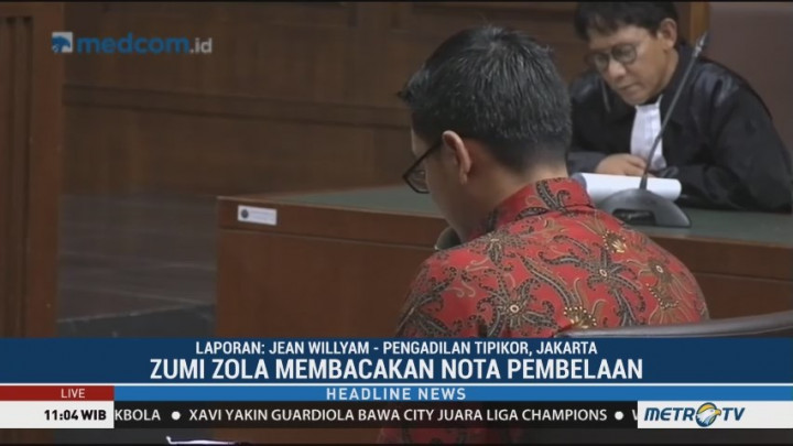 Zumi Zola Bacakan Nota Pembelaan di Sidang Lanjutan