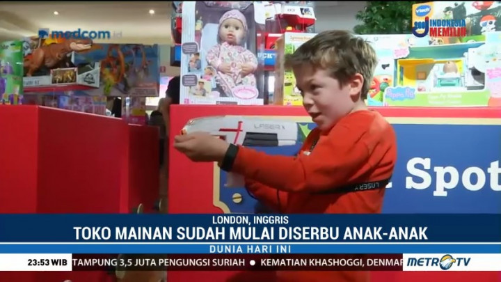 Jelang Natal, Toko Mainan Sudah Mulai Diserbu Anak-anak