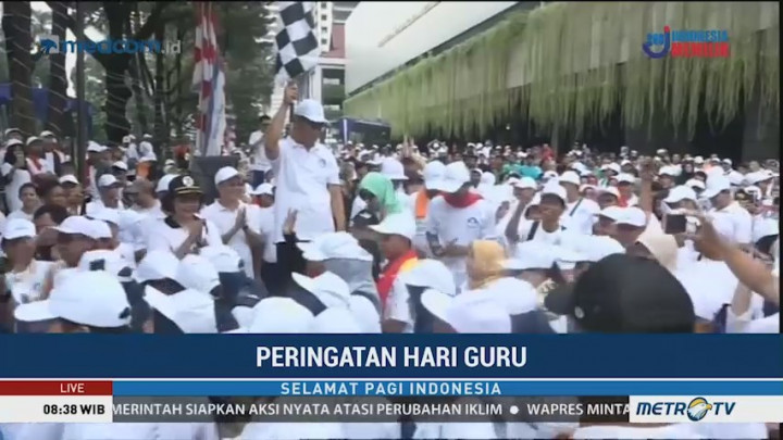 Hari Guru Nasional, Kemendikbud Gelar Jalan Sehat