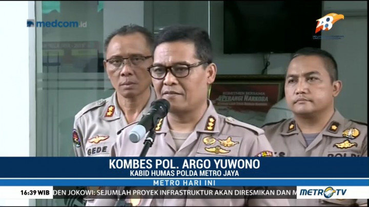 Rocky Gerung Absen dari Panggilan Polisi