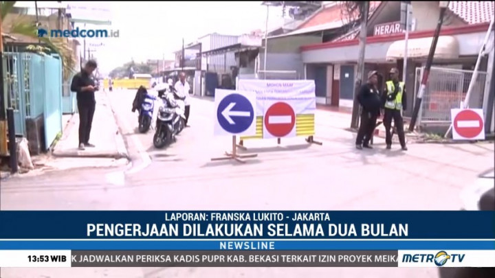 Jalan Otista III Ditutup Imbas Perbaikan Sodetan Kali Ciliwung