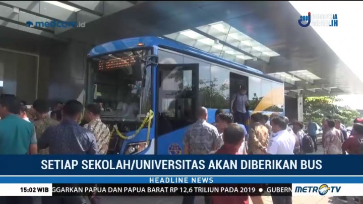 Pemprov Sulsel Terima Bantuan Bus Umum