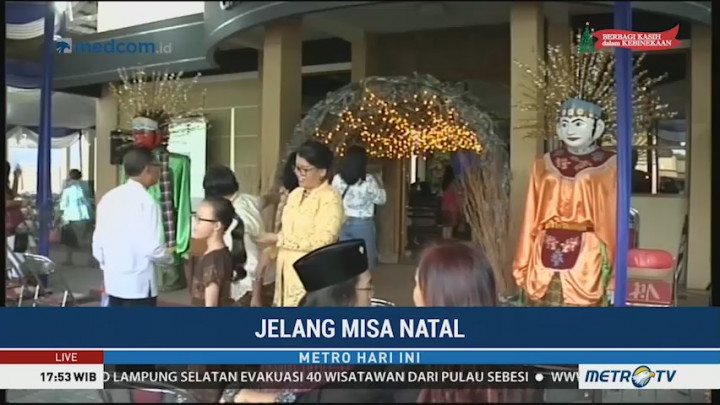 Ondel-Ondel Menghiasi Gereja Pasundan