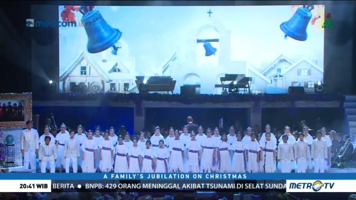 Konser Natal: A Family's Jubilation on Christmas (4)