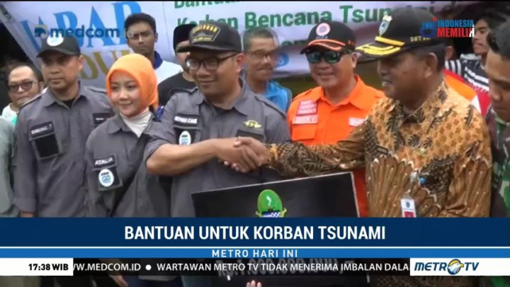 Ridwan Kamil Kunjungi Korban Tsunami di Banten dan Lampung