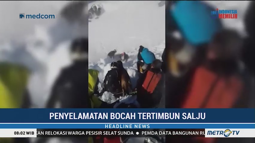 Seorang Bocah Ditemukan Selamat Setelah Tertimbun Salju