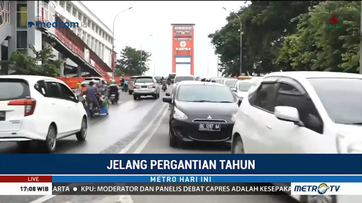 Jembatan Ampera Ditutup saat Malam Tahun Baru