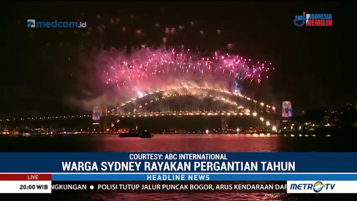 Kembang Api Spektakuler Tandai Pergantian Tahun di Sydney