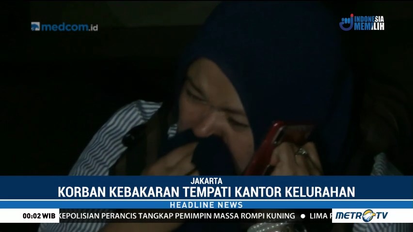 Korban Kebakaran Tambora Mengungsi di Kantor Kelurahan