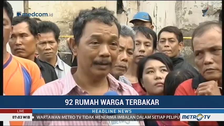 92 Rumah Pemukiman Padat Penduduk di Jelambar Hangus Terbakar