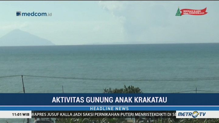 Gunung Anak Krakatau Masih Keluarkan Abu Vulkanik