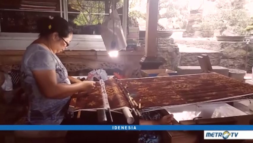Proses Pembuatan Kain Tenun Gringsing
