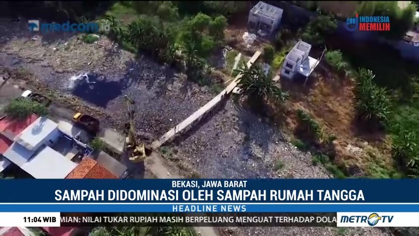 Alat Berat Dikerahkan Bersihkan Sampah di Kali Pisang Batu