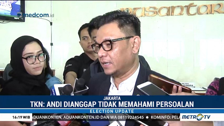 Andi Arief Laporkan 5 Politisi ke Polisi