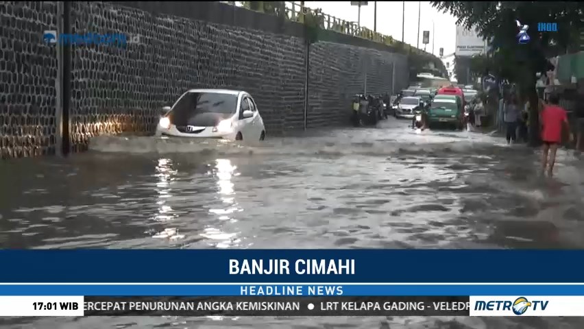 Jalan Protokol di Cimahi Terendam Banjir