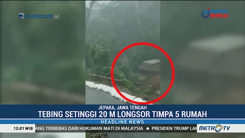 Hujan Deras, Longsor Timpa Sejumlah Rumah di Jepara