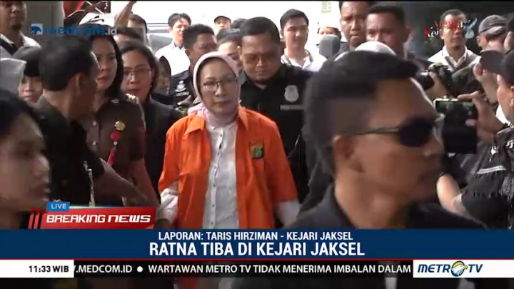 Jalani Pelimpahan Tahap 2, Ratna Sarumpaet Tiba di Kejari Jaksel