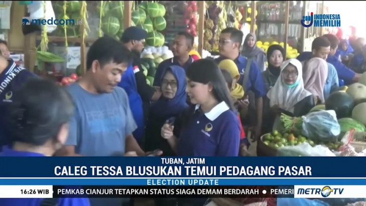 Caleg Tessa Kaunang Blusukan Temui Pedagang Pasar di Tuban