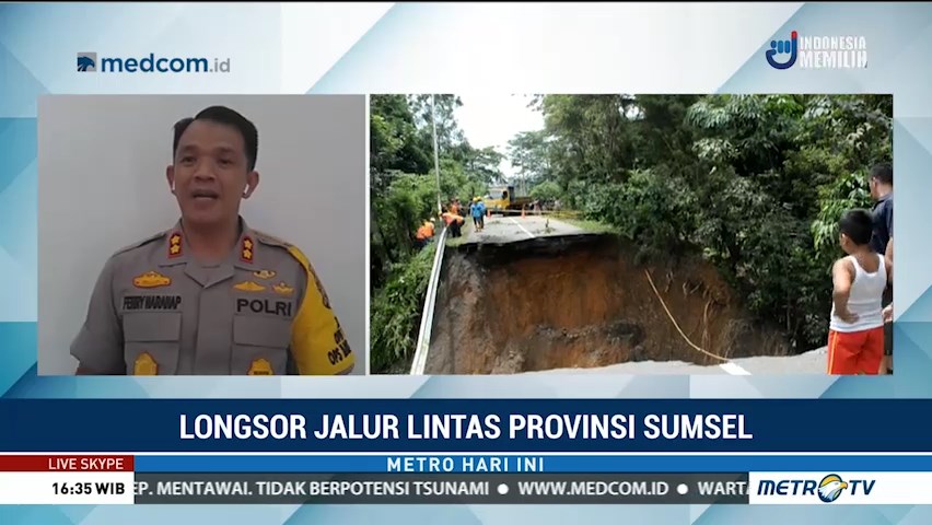 Petugas Perbaiki Jalan Lahat-Pagar Alam yang Longsor