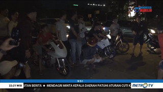 Taruhan Balapan Liar (2)