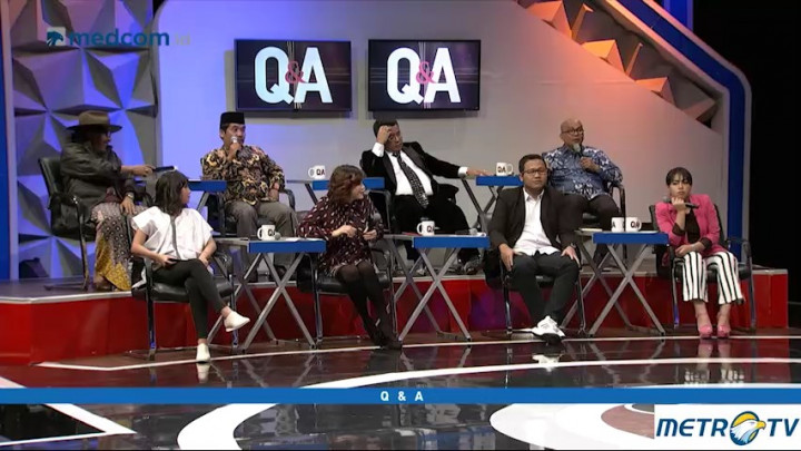 Kemesraan Saut Situmorang dengan Istri