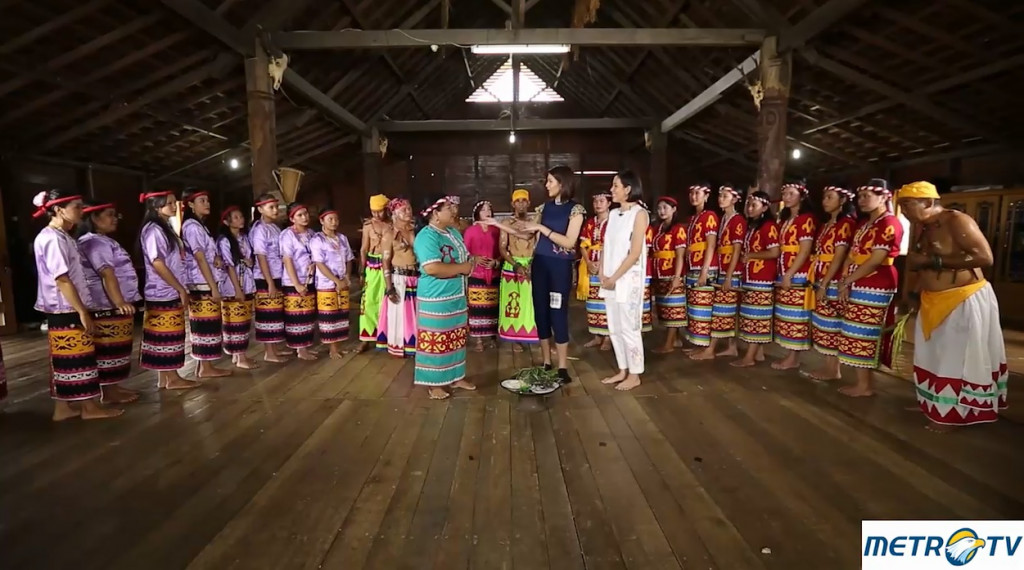 Mengenal Tarian Kutai Barat