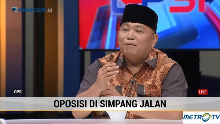 Highlight Opsi - Oposisi di Simpang Jalan