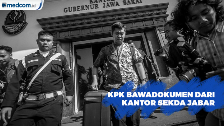 KPK Bawa Dua Koper dan Satu Kardus Dokumen dari Kantor Sekda Jabar