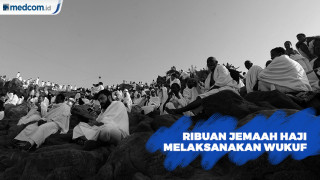 Jabal Rahmah Dipenuhi Jemaah haji yang Akan Wukuf